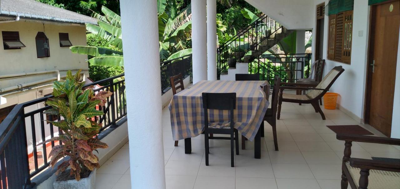 Resident Villa อูนาวาตูนา ภายนอก รูปภาพ